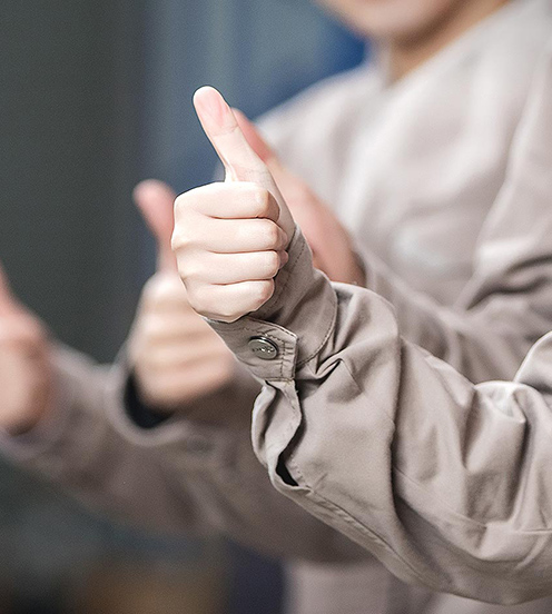 施工資質(zhì)齊全/專業(yè)化運(yùn)營(yíng)團(tuán)隊(duì)